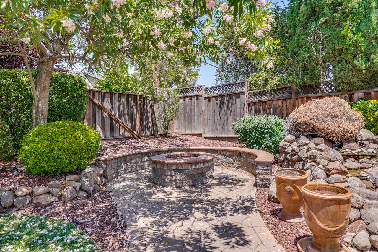 Detail Gallery Image 48 of 66 For 1693 Don Ave, San Jose,  CA 95124 - 4 Beds | 2 Baths