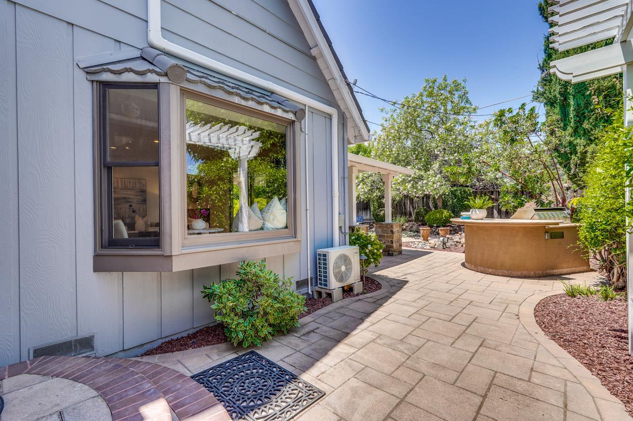 Detail Gallery Image 54 of 66 For 1693 Don Ave, San Jose,  CA 95124 - 4 Beds | 2 Baths