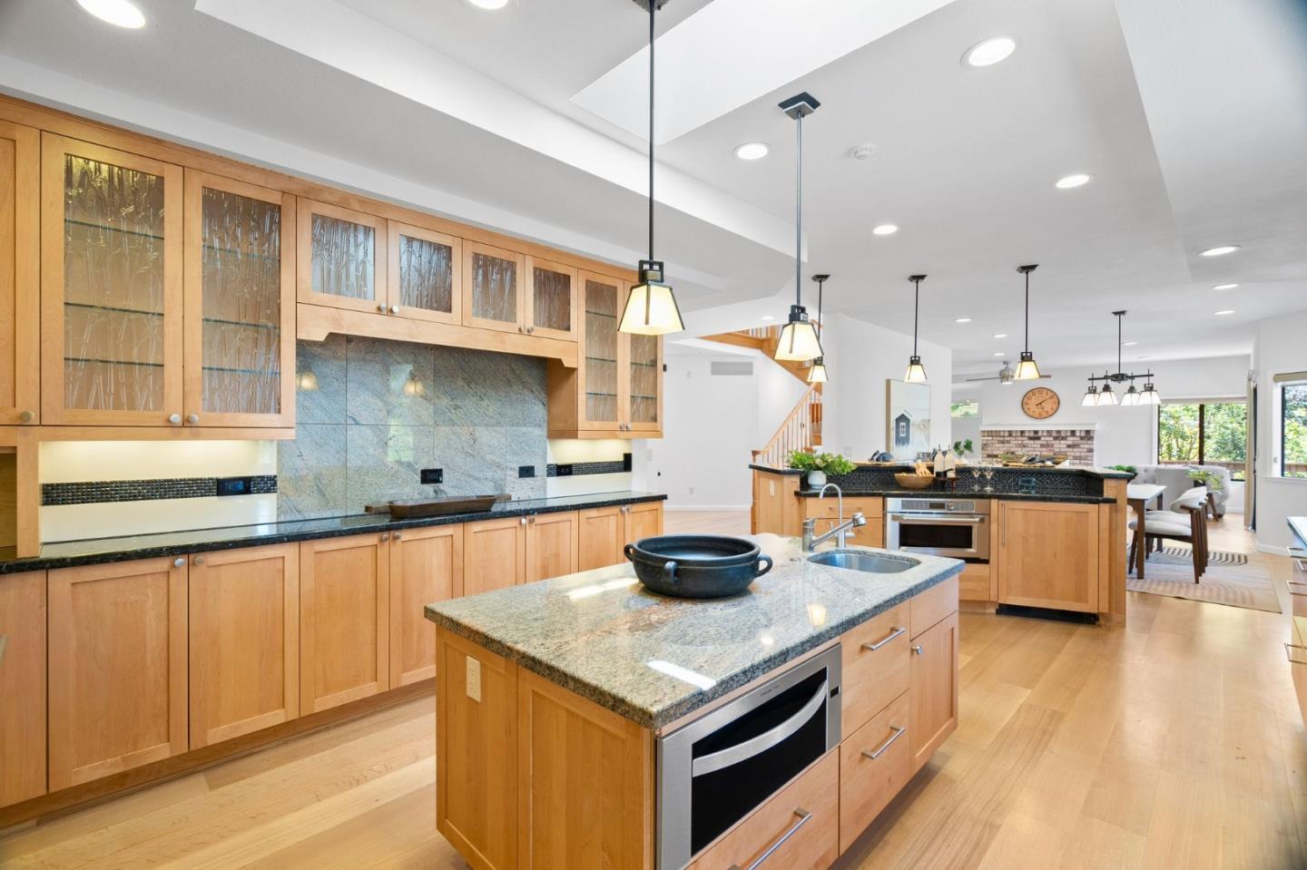 Detail Gallery Image 12 of 46 For 109 Johnson Holw, Los Gatos,  CA 95030 - 4 Beds | 3/1 Baths