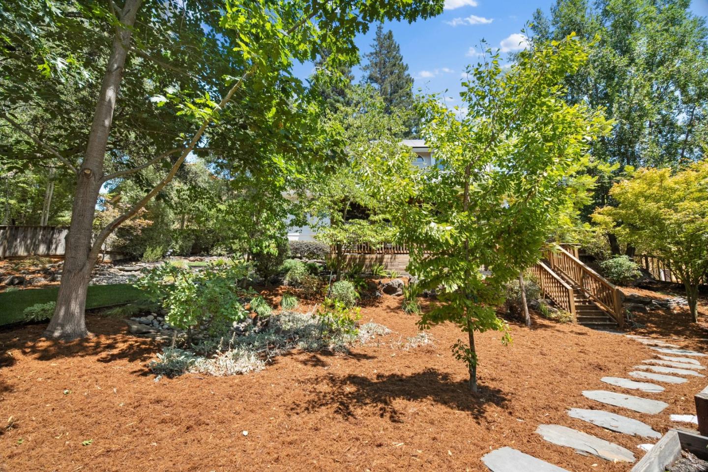 Detail Gallery Image 43 of 46 For 109 Johnson Holw, Los Gatos,  CA 95030 - 4 Beds | 3/1 Baths
