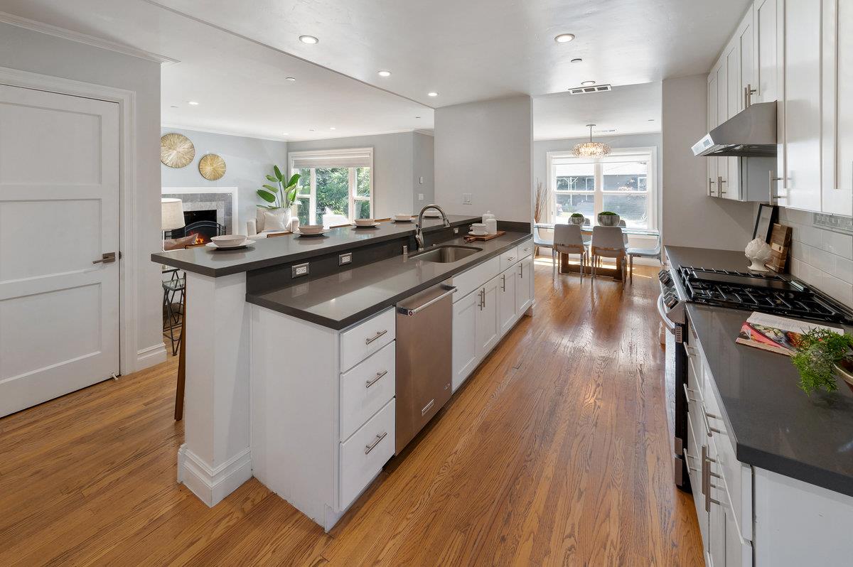 Detail Gallery Image 17 of 57 For 3813 Pasadena Dr, San Mateo,  CA 94403 - 4 Beds | 2 Baths