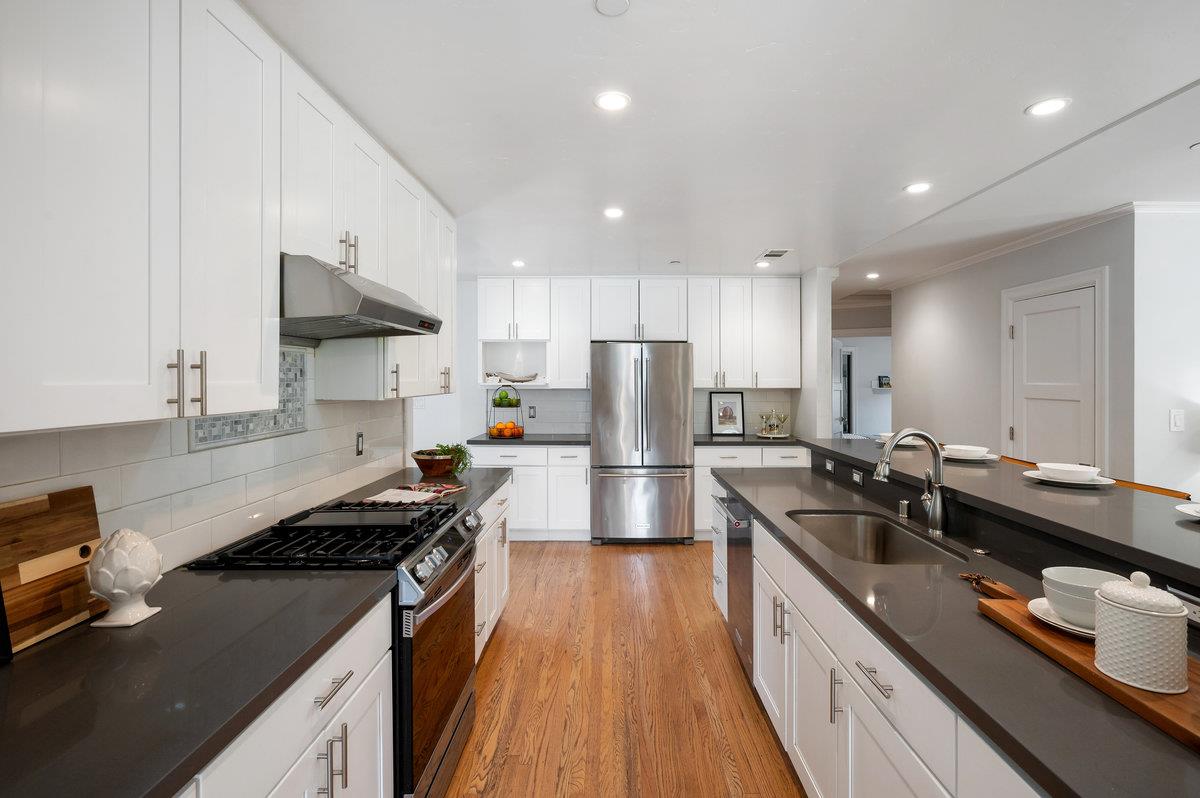 Detail Gallery Image 19 of 57 For 3813 Pasadena Dr, San Mateo,  CA 94403 - 4 Beds | 2 Baths