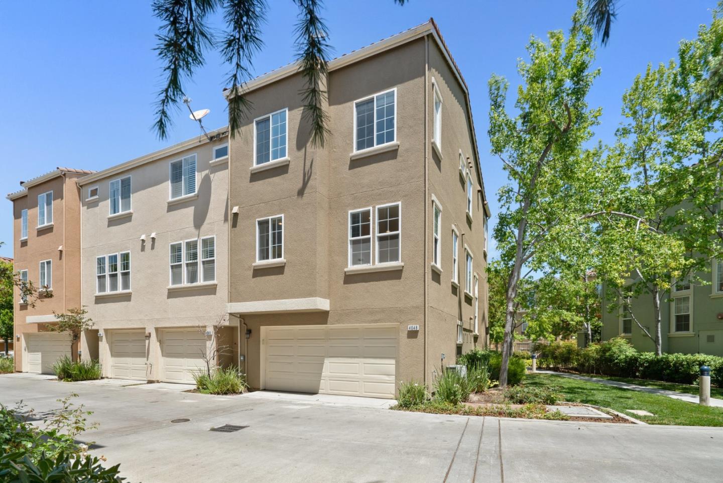 Detail Gallery Image 49 of 58 For 4048 Fitzpatrick Way, Santa Clara,  CA 95054 - 3 Beds | 2/1 Baths