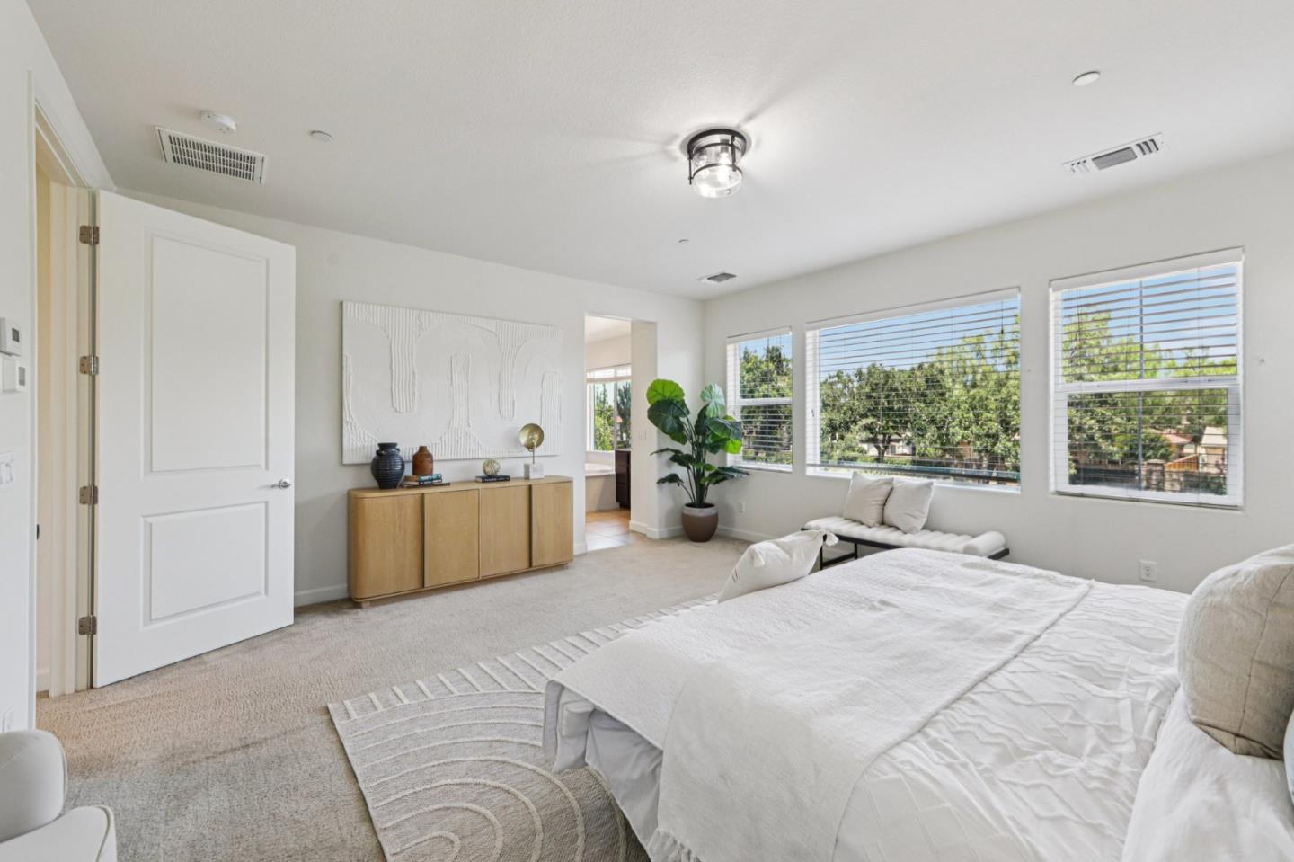 Detail Gallery Image 18 of 41 For 525 E Marcello Ave, Mountain House,  CA 95391 - 4 Beds | 4 Baths