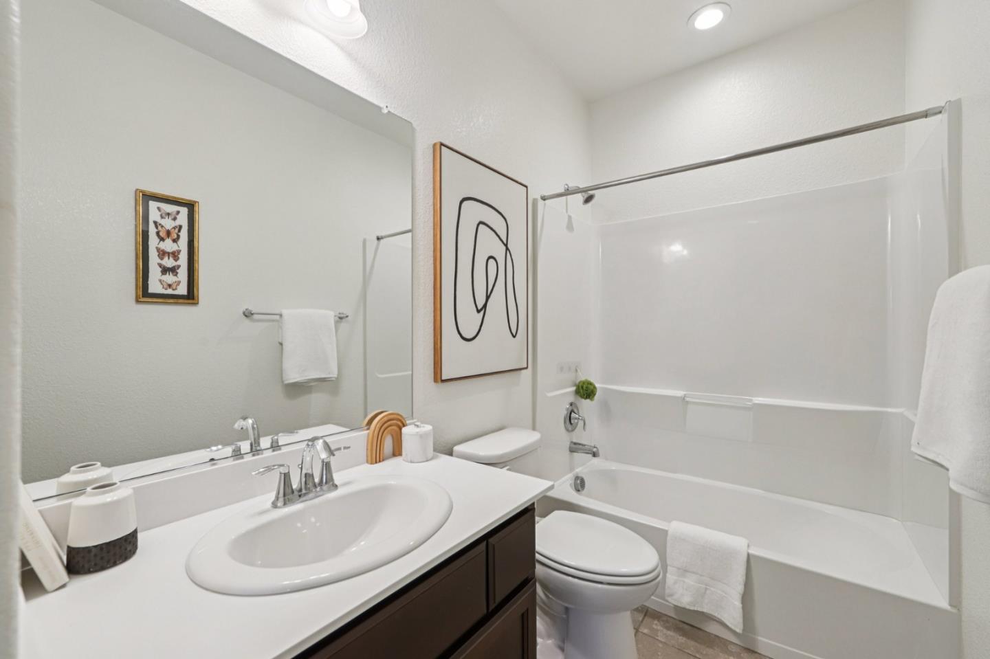 Detail Gallery Image 26 of 41 For 525 E Marcello Ave, Mountain House,  CA 95391 - 4 Beds | 4 Baths