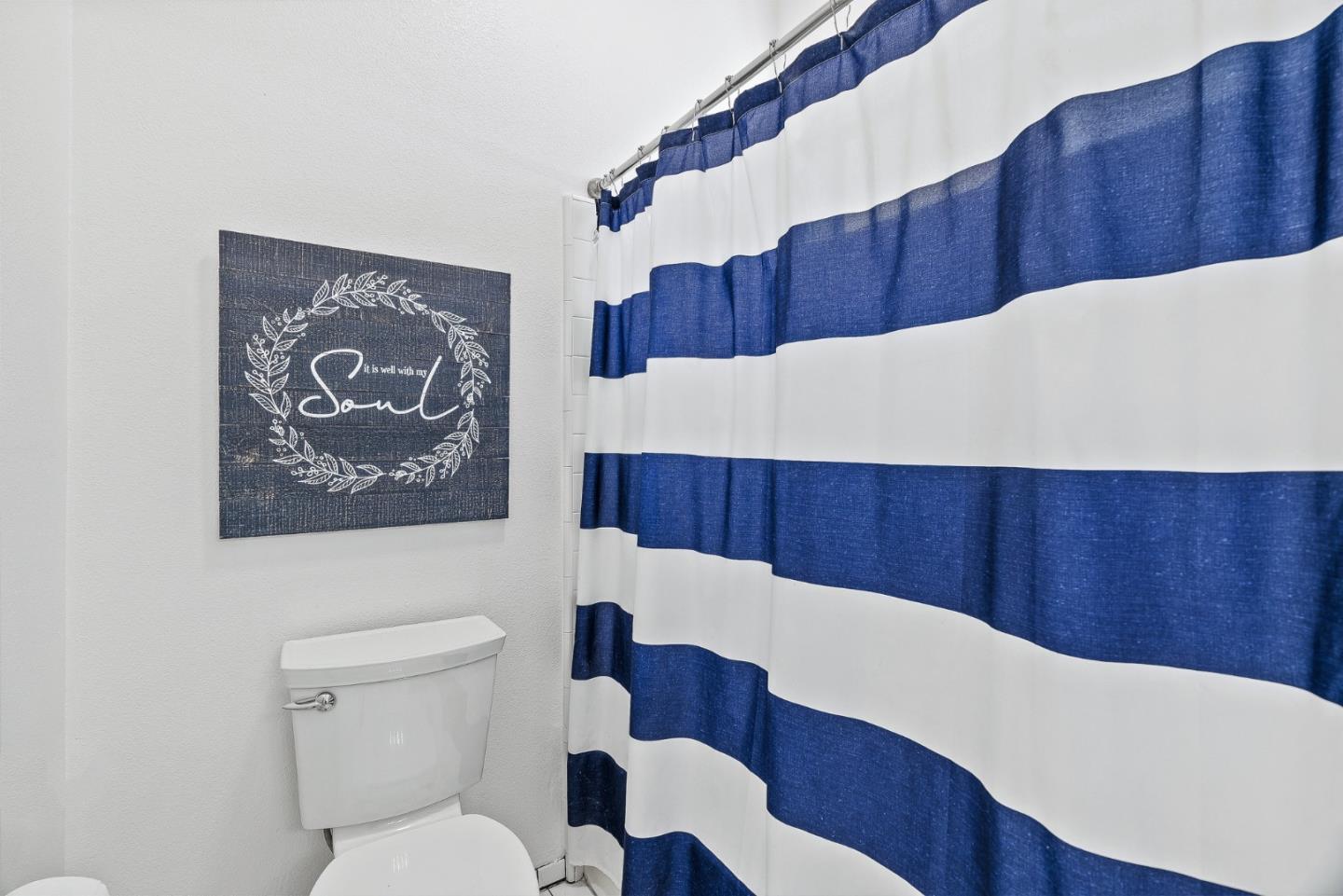 Detail Gallery Image 29 of 38 For 910 Cortina Way, Salinas,  CA 93905 - 4 Beds | 2 Baths