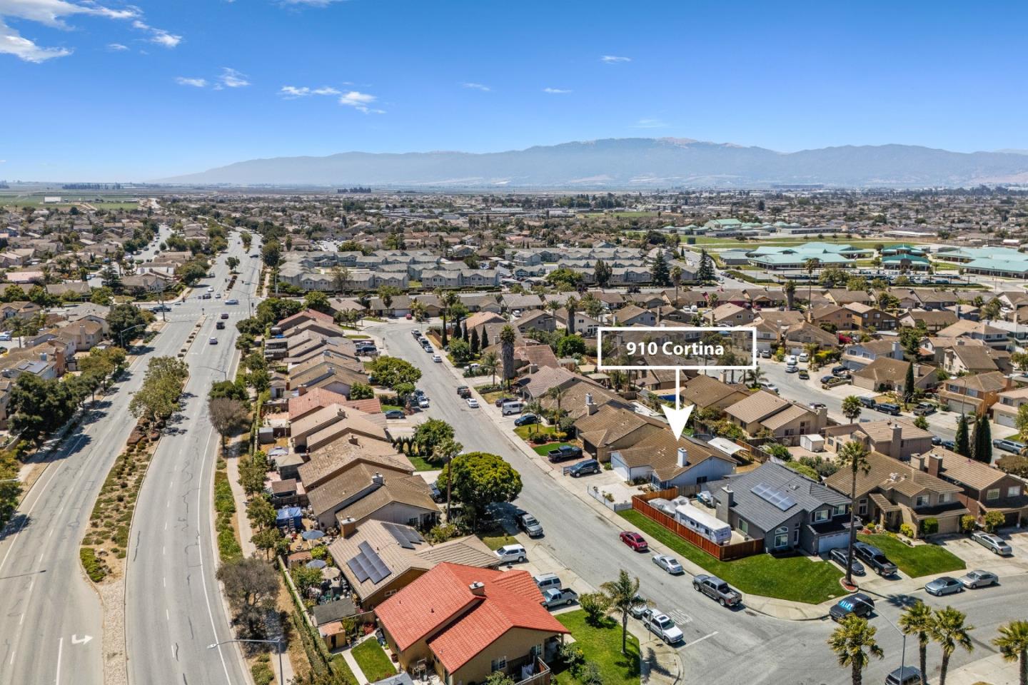 Detail Gallery Image 34 of 38 For 910 Cortina Way, Salinas,  CA 93905 - 4 Beds | 2 Baths