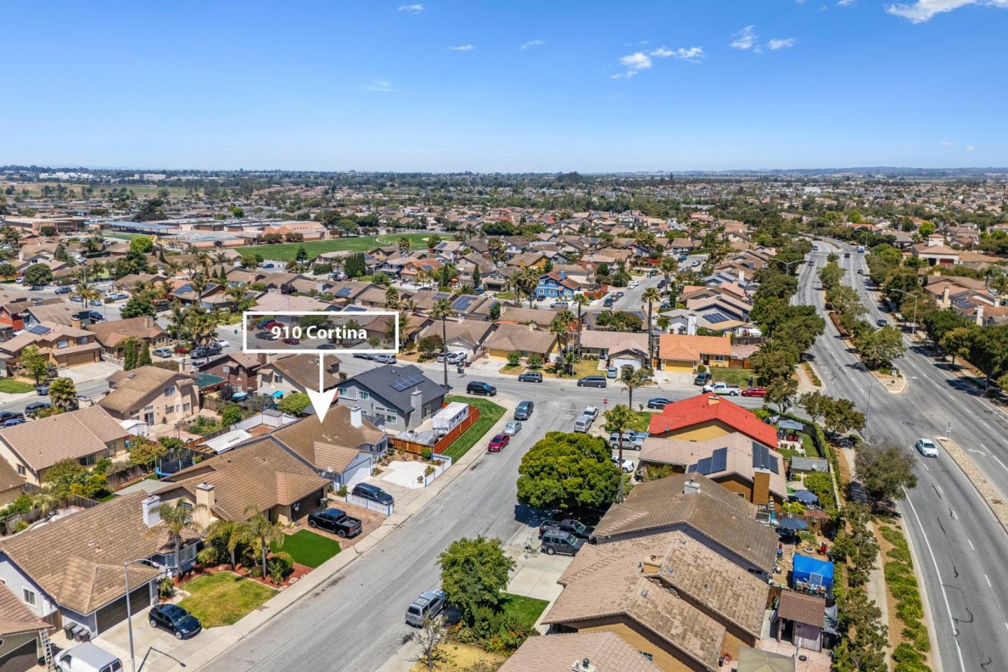 Detail Gallery Image 36 of 38 For 910 Cortina Way, Salinas,  CA 93905 - 4 Beds | 2 Baths