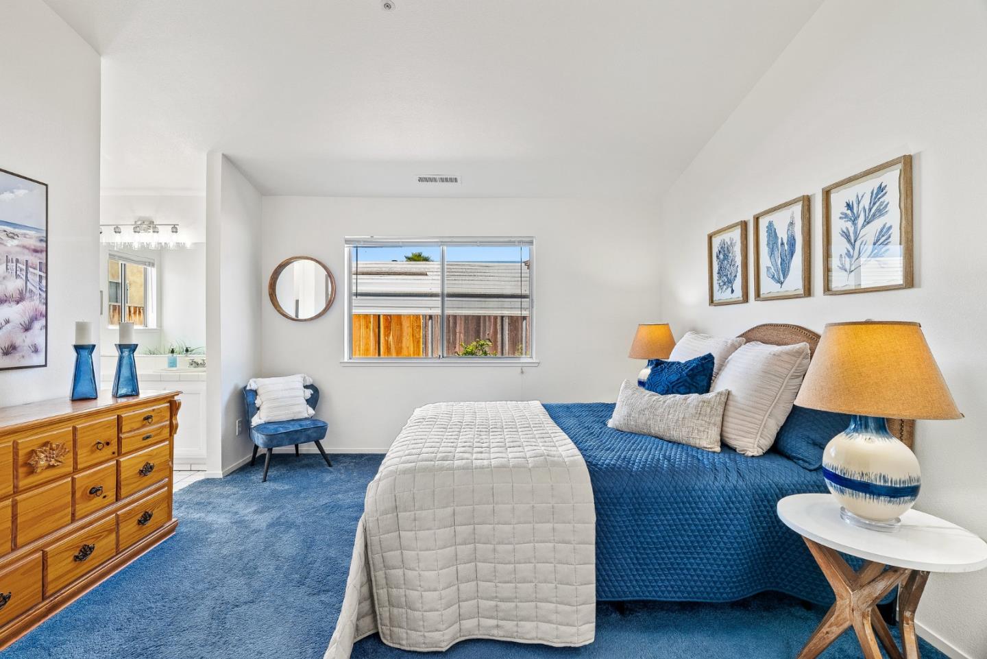 Detail Gallery Image 9 of 38 For 910 Cortina Way, Salinas,  CA 93905 - 4 Beds | 2 Baths
