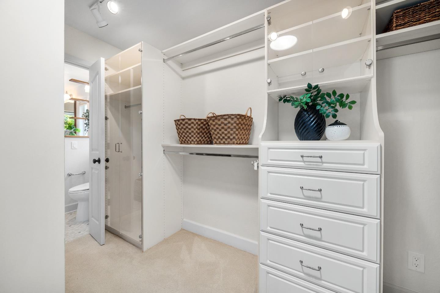 Detail Gallery Image 36 of 63 For 105 Jocelyn Ct, Santa Cruz,  CA 95060 - 4 Beds | 2/1 Baths
