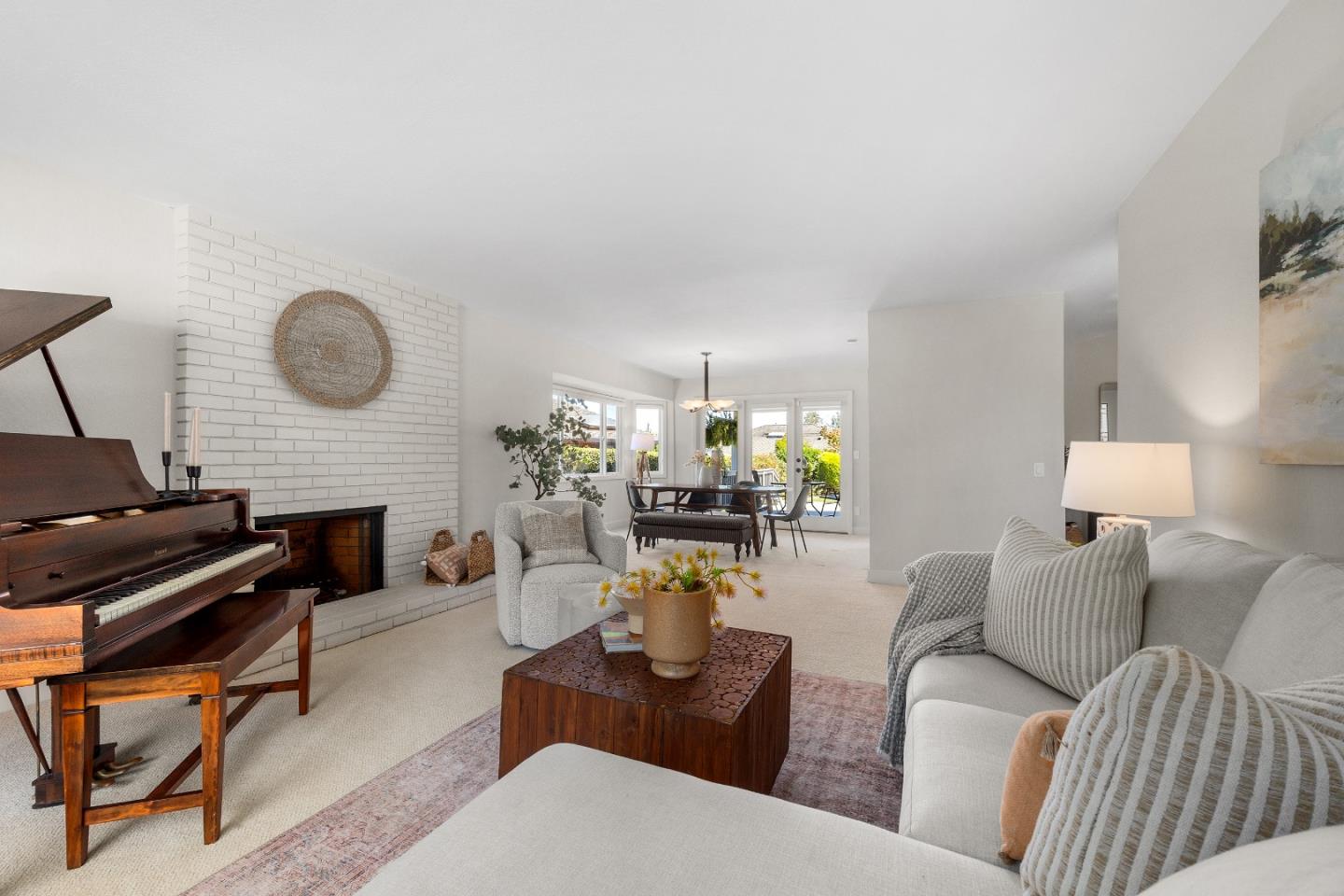 Detail Gallery Image 8 of 63 For 105 Jocelyn Ct, Santa Cruz,  CA 95060 - 4 Beds | 2/1 Baths