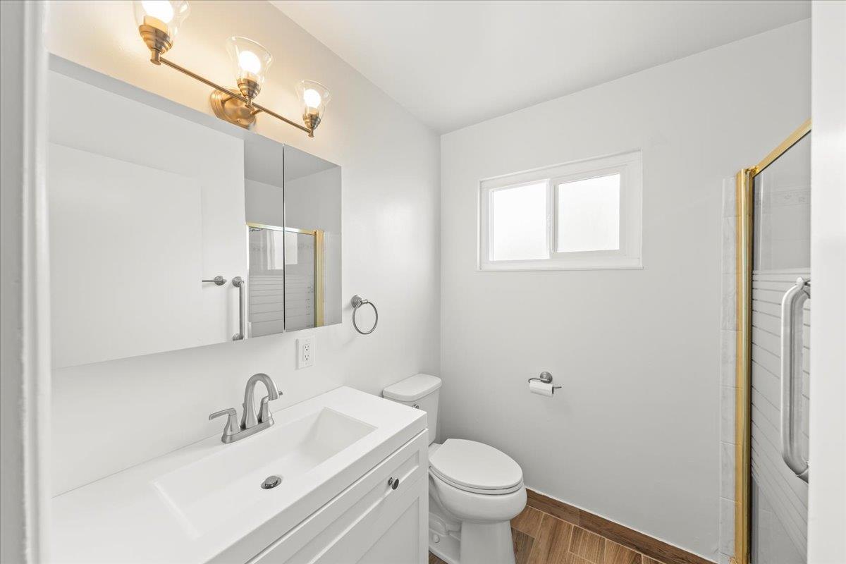 Detail Gallery Image 17 of 40 For 1793 H St, Union City,  CA 94587 - 6 Beds | 3 Baths