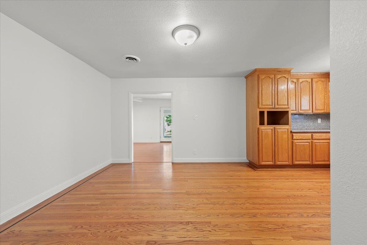 Detail Gallery Image 5 of 40 For 1793 H St, Union City,  CA 94587 - 6 Beds | 3 Baths
