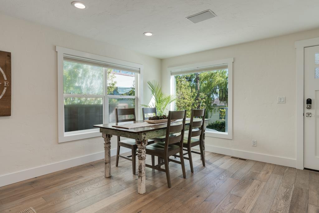 Detail Gallery Image 7 of 38 For 430 Hillcrest Dr, Aptos,  CA 95003 - 3 Beds | 2 Baths