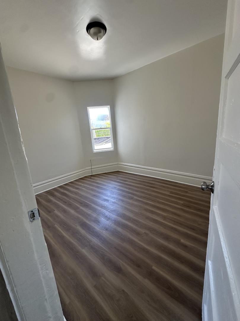 Detail Gallery Image 11 of 15 For 3484 Mission St #2,  San Francisco,  CA 94110 - 3 Beds | 1 Baths