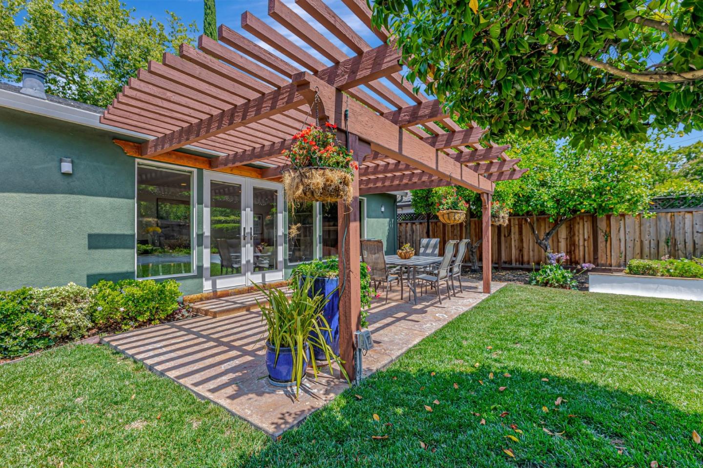 Detail Gallery Image 44 of 57 For 1738 Shasta Ave, San Jose,  CA 95128 - 3 Beds | 3 Baths