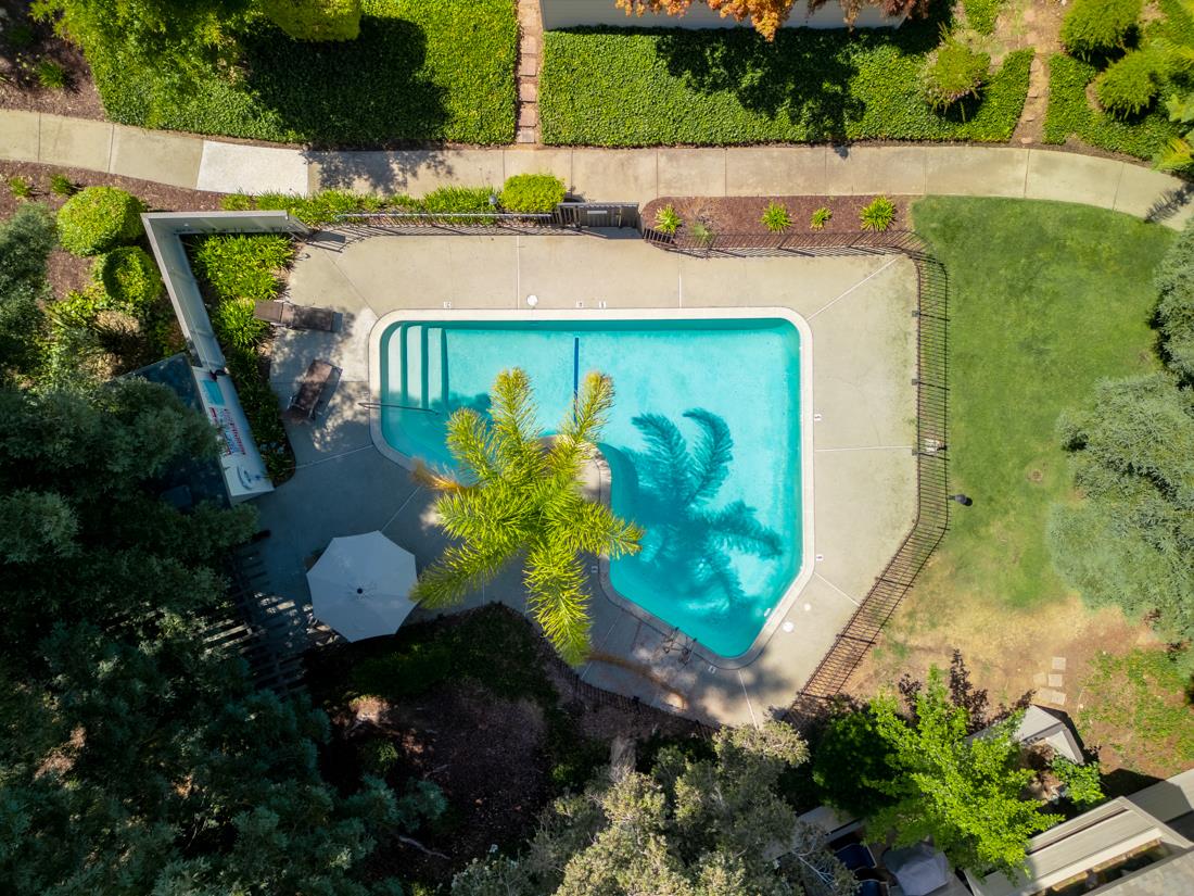 Detail Gallery Image 37 of 38 For 419 Clearview Dr, Los Gatos,  CA 95032 - 3 Beds | 2 Baths