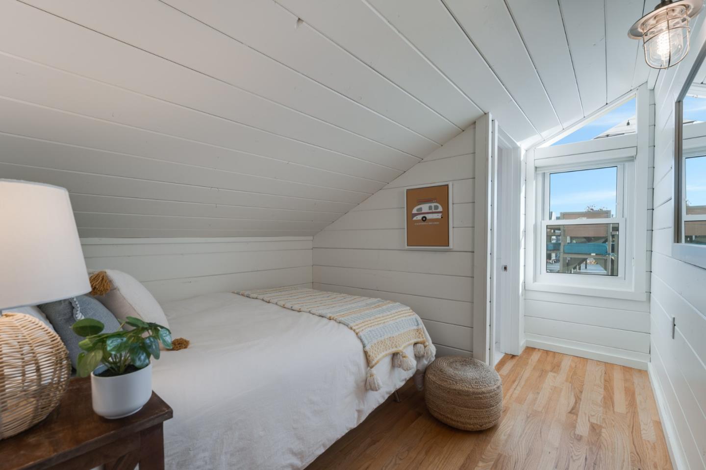 Detail Gallery Image 40 of 75 For 129 Santa Cruz Ave, Aptos,  CA 95003 - 2 Beds | 3 Baths