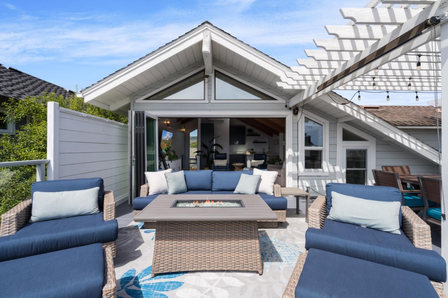Detail Gallery Image 47 of 75 For 129 Santa Cruz Ave, Aptos,  CA 95003 - 2 Beds | 3 Baths
