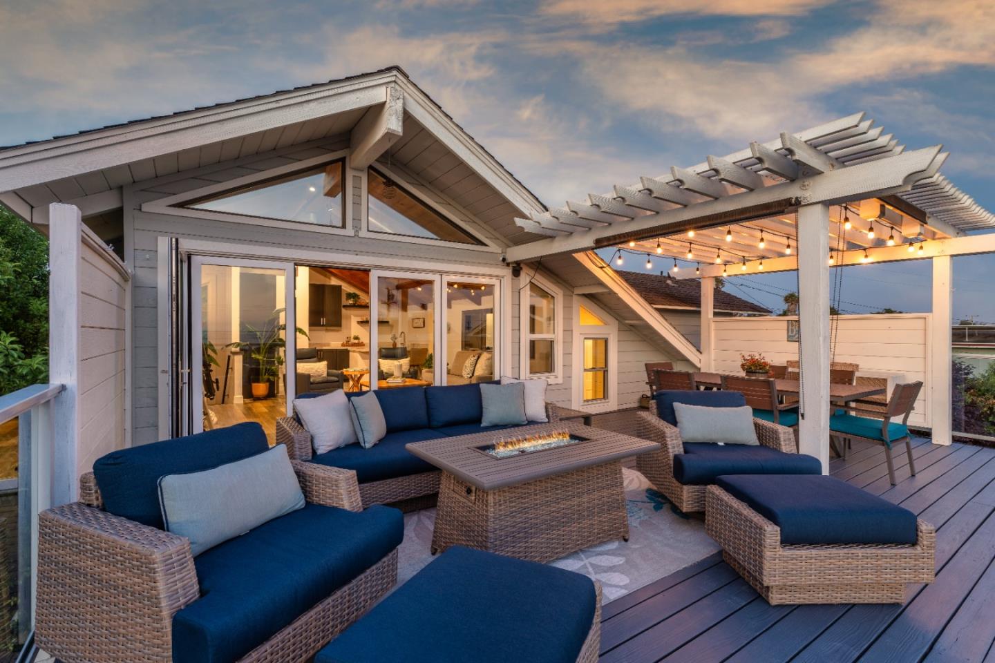 Detail Gallery Image 49 of 75 For 129 Santa Cruz Ave, Aptos,  CA 95003 - 2 Beds | 3 Baths