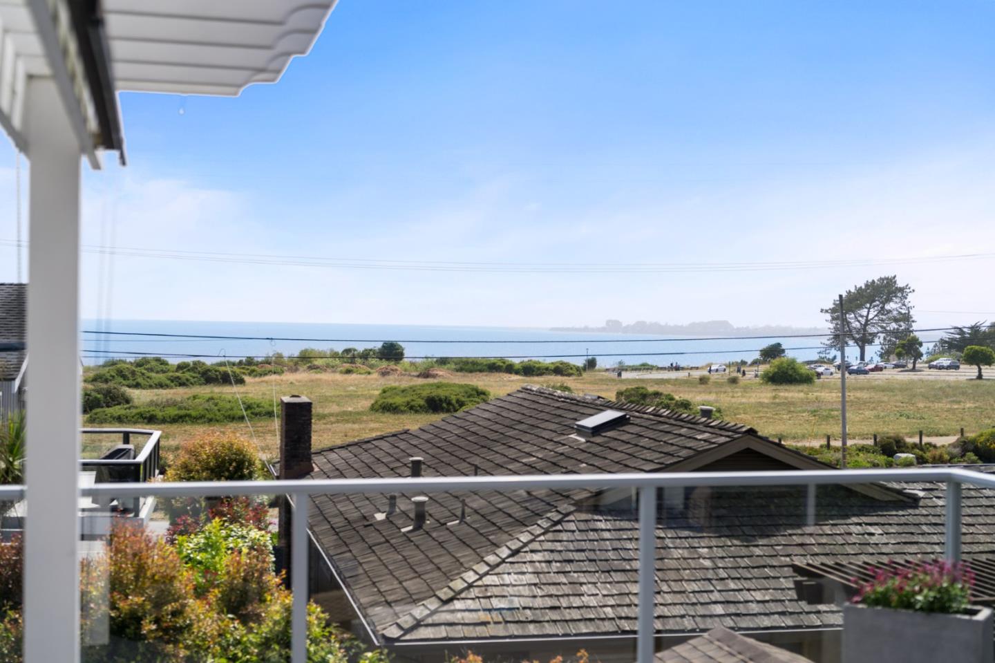 Detail Gallery Image 53 of 75 For 129 Santa Cruz Ave, Aptos,  CA 95003 - 2 Beds | 3 Baths