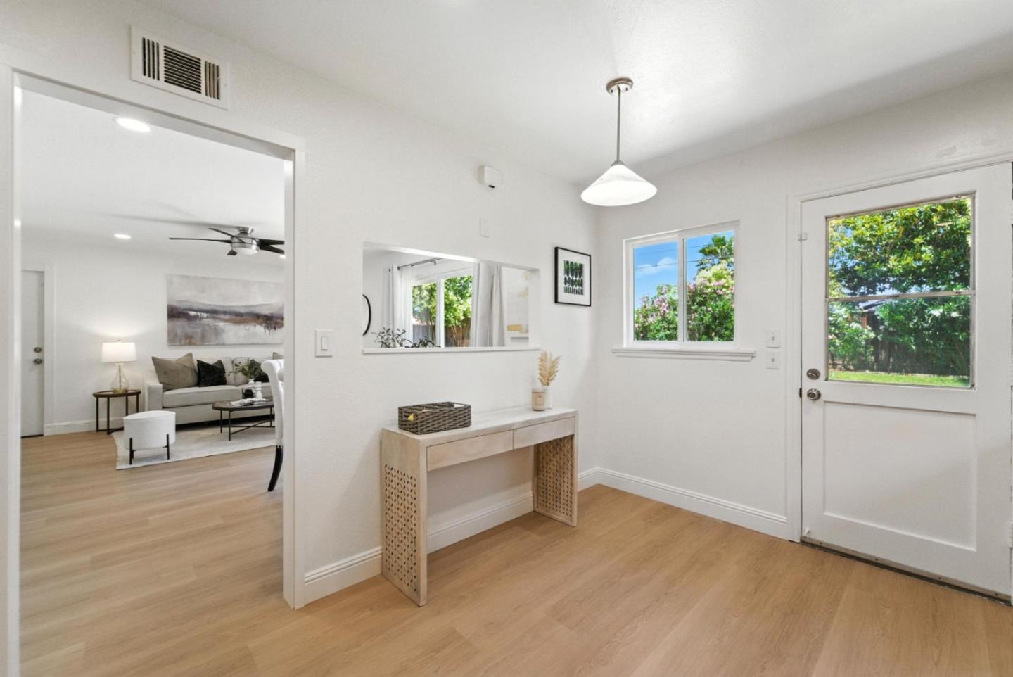 Detail Gallery Image 11 of 25 For 5608 Harvard Dr, San Jose,  CA 95118 - 3 Beds | 1 Baths