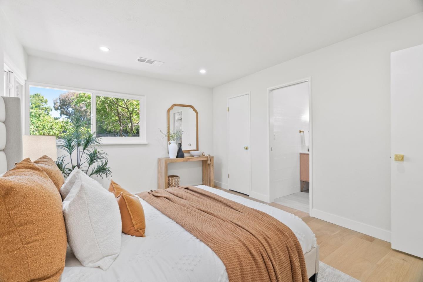 Detail Gallery Image 23 of 60 For 520 S Bayview Ave, Sunnyvale,  CA 94086 - 3 Beds | 2 Baths