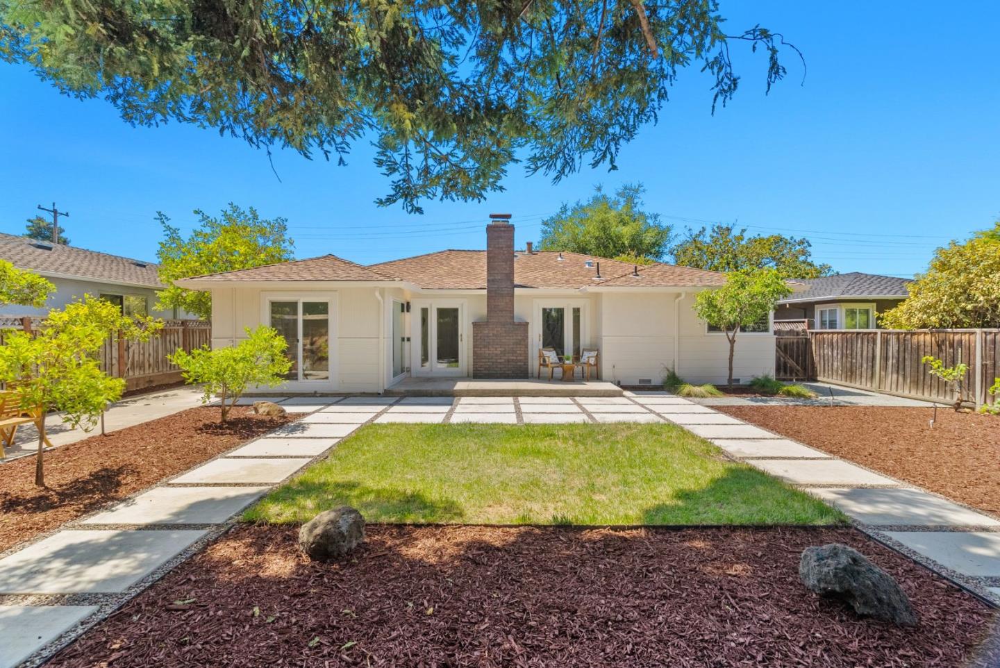 Detail Gallery Image 34 of 60 For 520 S Bayview Ave, Sunnyvale,  CA 94086 - 3 Beds | 2 Baths