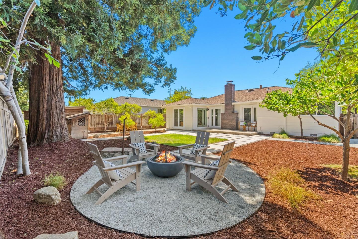 Detail Gallery Image 35 of 60 For 520 S Bayview Ave, Sunnyvale,  CA 94086 - 3 Beds | 2 Baths