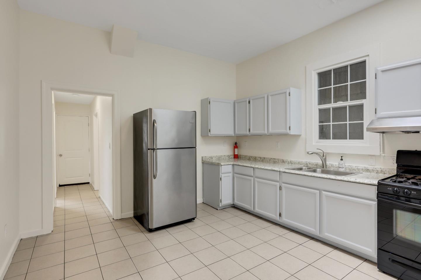 Detail Gallery Image 19 of 41 For 213 7th St, Oakland,  CA 94607 - – Beds | – Baths