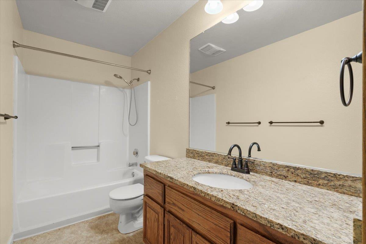 Detail Gallery Image 9 of 10 For 173 Del Monte Ln, Morgan Hill,  CA 95037 - 2 Beds | 2 Baths