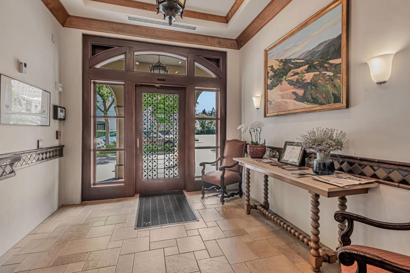 Detail Gallery Image 3 of 28 For 555 Byron St #105,  Palo Alto,  CA 94301 - 2 Beds | 2 Baths
