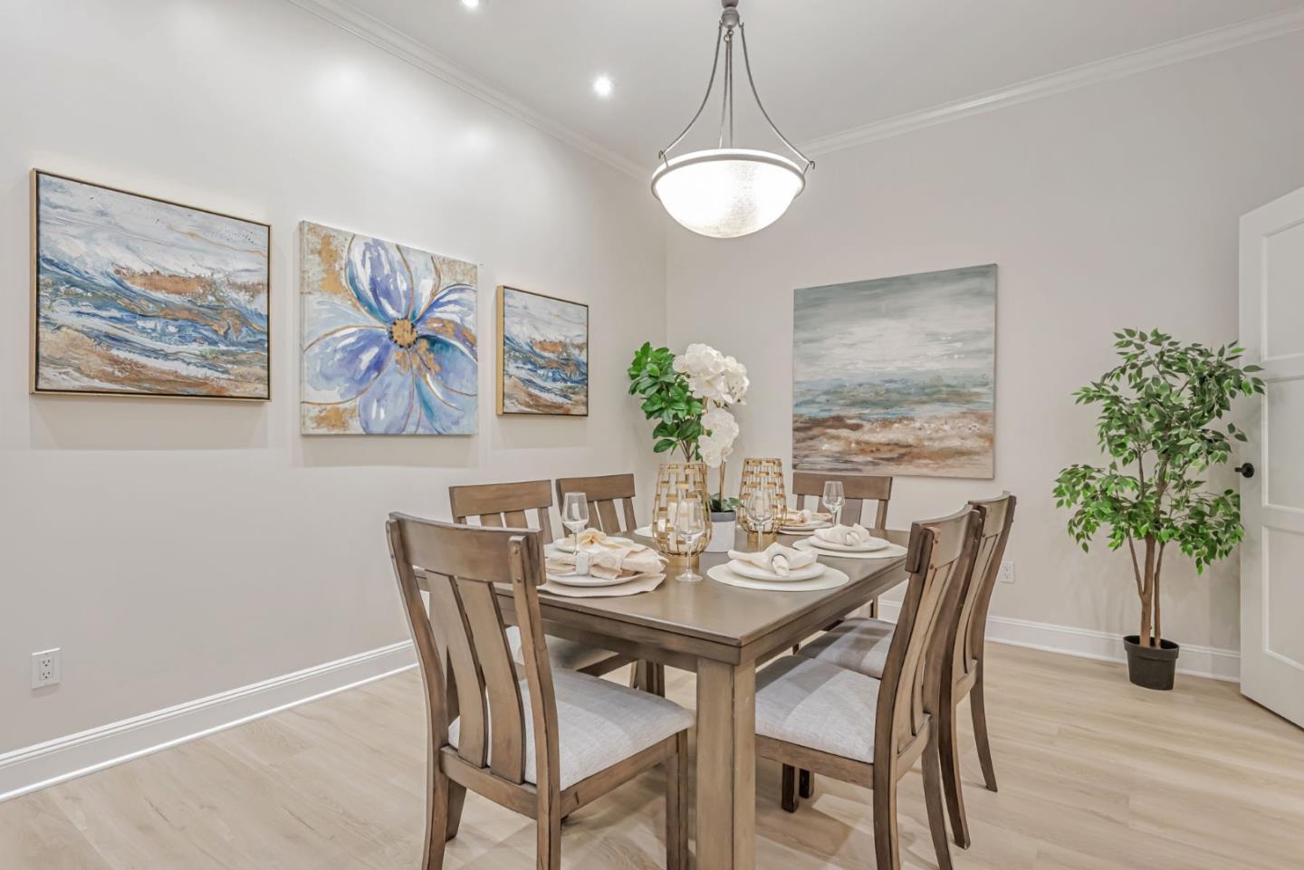 Detail Gallery Image 7 of 28 For 555 Byron St #105,  Palo Alto,  CA 94301 - 2 Beds | 2 Baths