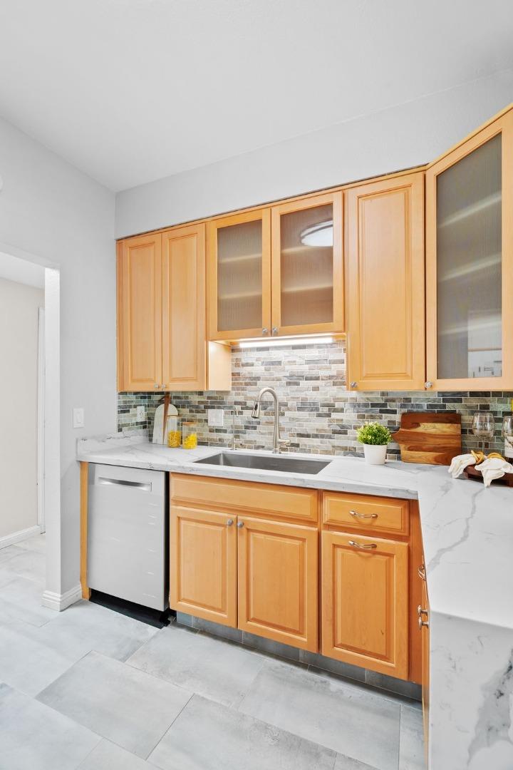 Detail Gallery Image 20 of 57 For 4671 Albany Cir #150,  San Jose,  CA 95129 - 2 Beds | 2 Baths
