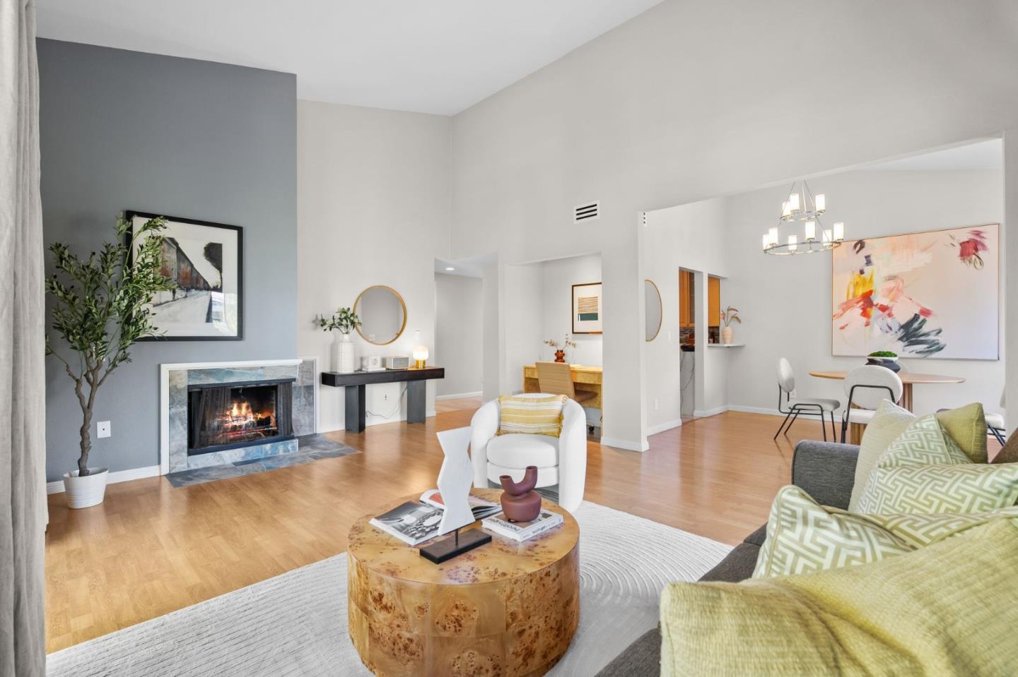 Detail Gallery Image 3 of 57 For 4671 Albany Cir #150,  San Jose,  CA 95129 - 2 Beds | 2 Baths