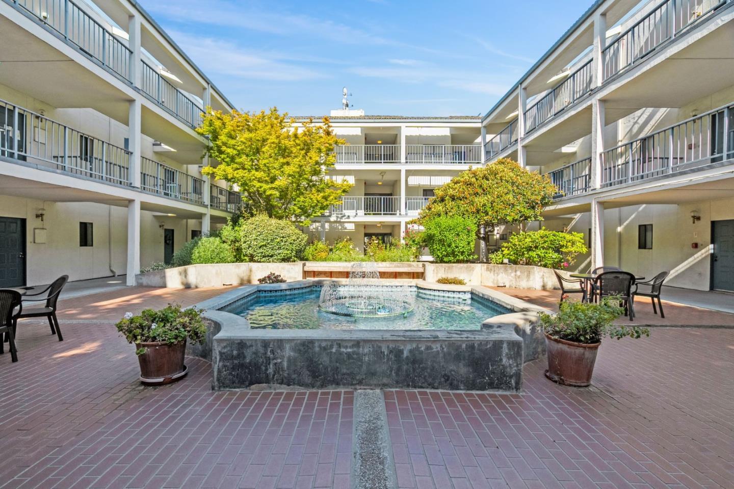 Detail Gallery Image 49 of 57 For 4671 Albany Cir #150,  San Jose,  CA 95129 - 2 Beds | 2 Baths