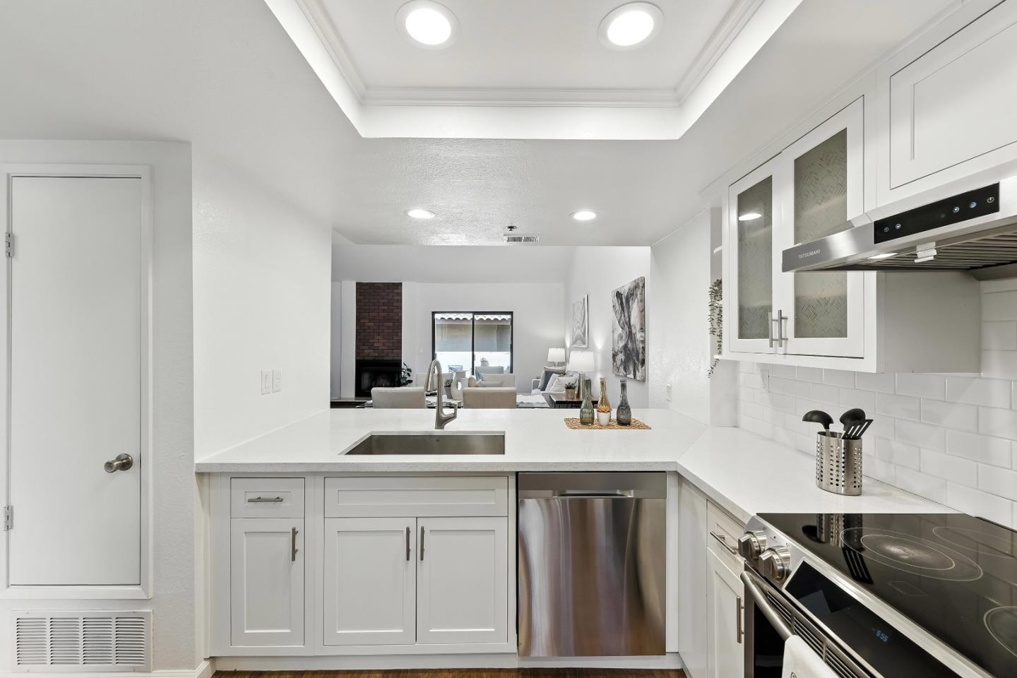 Detail Gallery Image 25 of 45 For 20676 Celeste Cir, Cupertino,  CA 95014 - 2 Beds | 2 Baths