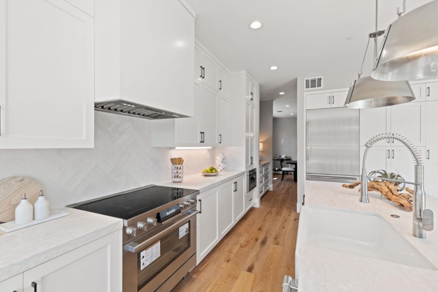 Detail Gallery Image 15 of 45 For 16166 E Mozart Ave, Los Gatos,  CA 95032 - 5 Beds | 4/1 Baths