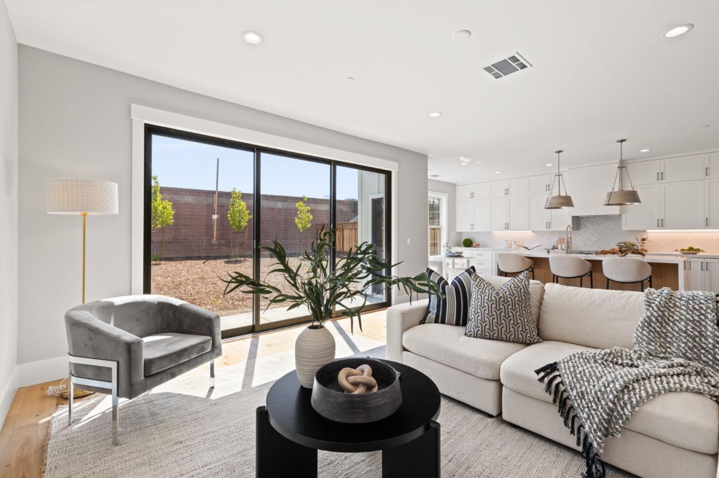 Detail Gallery Image 17 of 45 For 16166 E Mozart Ave, Los Gatos,  CA 95032 - 5 Beds | 4/1 Baths