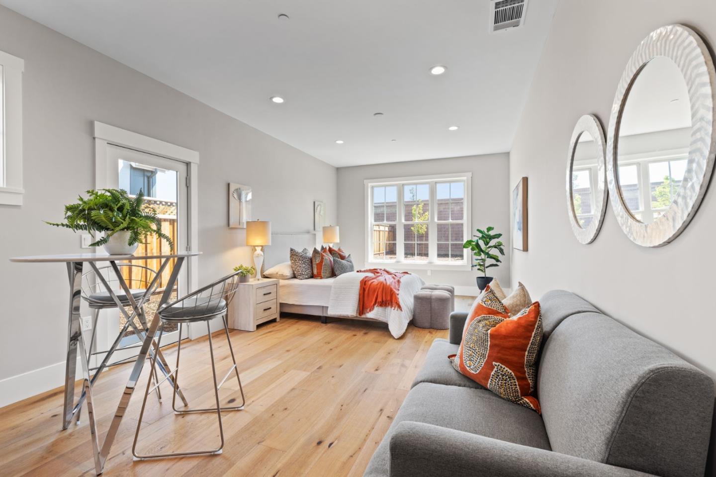Detail Gallery Image 19 of 45 For 16166 E Mozart Ave, Los Gatos,  CA 95032 - 5 Beds | 4/1 Baths