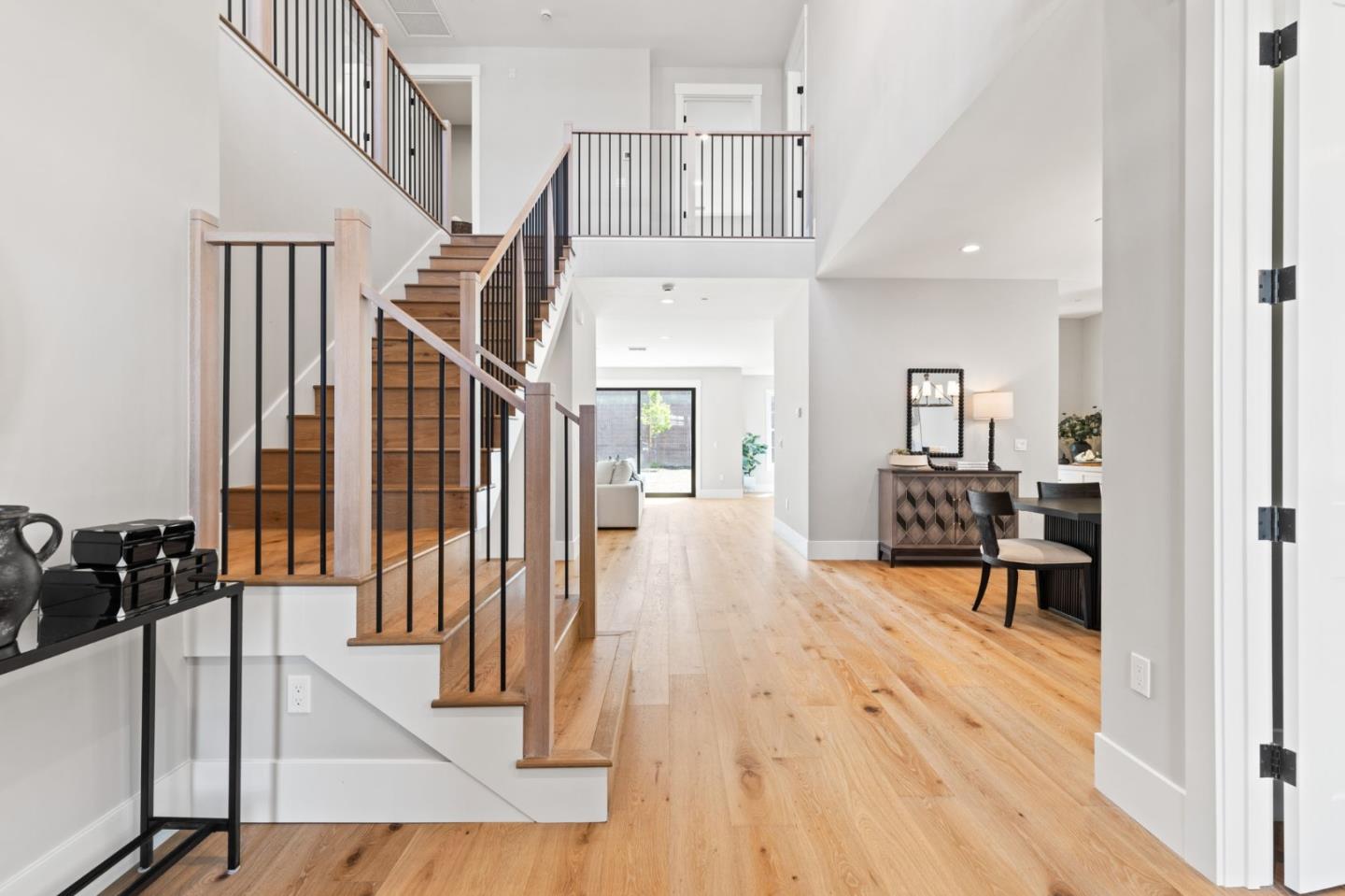 Detail Gallery Image 5 of 45 For 16166 E Mozart Ave, Los Gatos,  CA 95032 - 5 Beds | 4/1 Baths