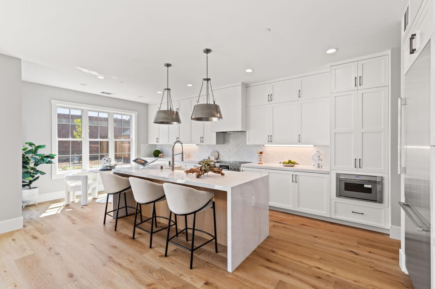 Detail Gallery Image 9 of 45 For 16166 E Mozart Ave, Los Gatos,  CA 95032 - 5 Beds | 4/1 Baths