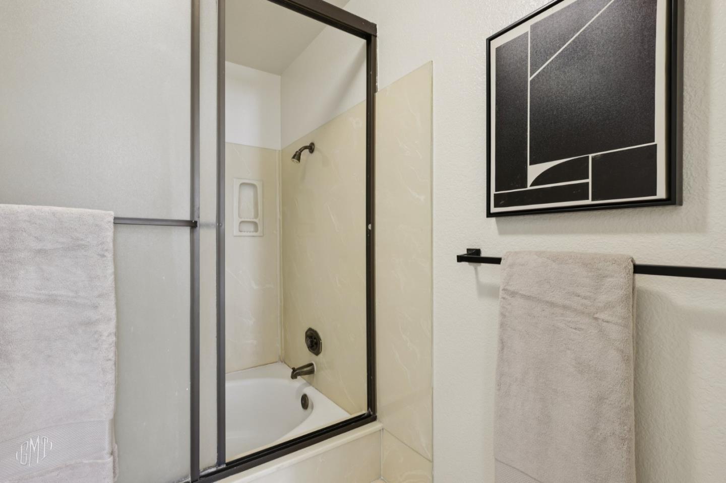 Detail Gallery Image 21 of 36 For 270 Ontario Rd, Milpitas,  CA 95035 - 3 Beds | 2/1 Baths