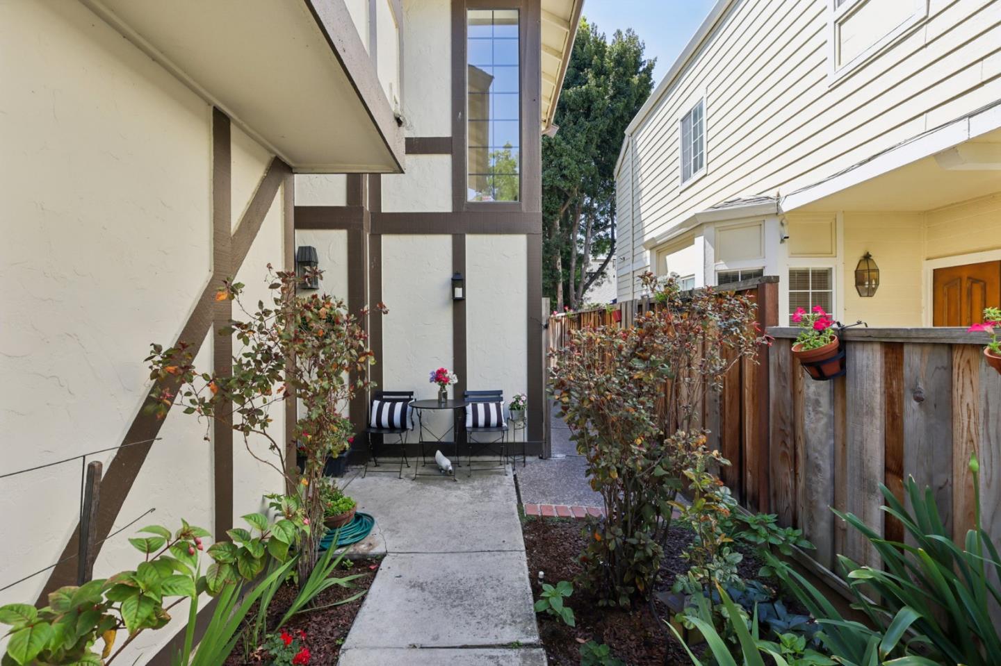 Detail Gallery Image 27 of 36 For 270 Ontario Rd, Milpitas,  CA 95035 - 3 Beds | 2/1 Baths