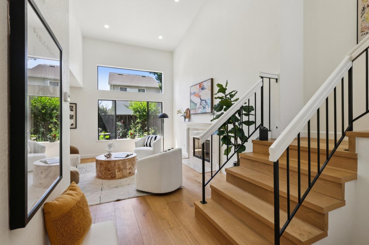 Detail Gallery Image 5 of 36 For 270 Ontario Rd, Milpitas,  CA 95035 - 3 Beds | 2/1 Baths