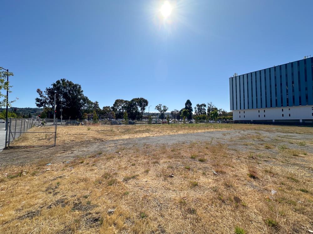 1810 El Camino Real, Burlingame, CA, 94010