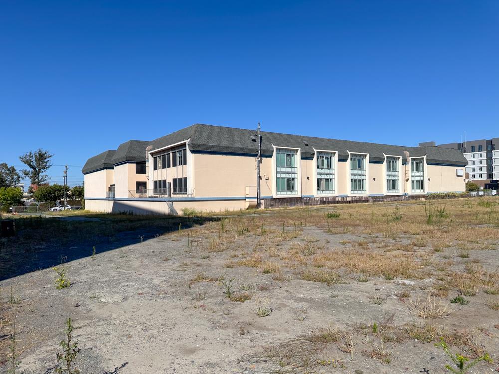 1810 El Camino Real, Burlingame, CA, 94010