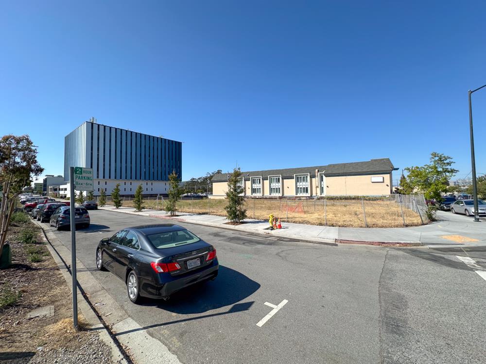 1810 El Camino Real, Burlingame, CA, 94010