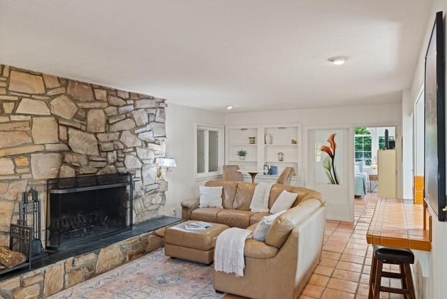 Detail Gallery Image 10 of 17 For 0 2nd Ave 2 Ne of Casanova St, Carmel,  CA 93923 - 3 Beds | 4 Baths