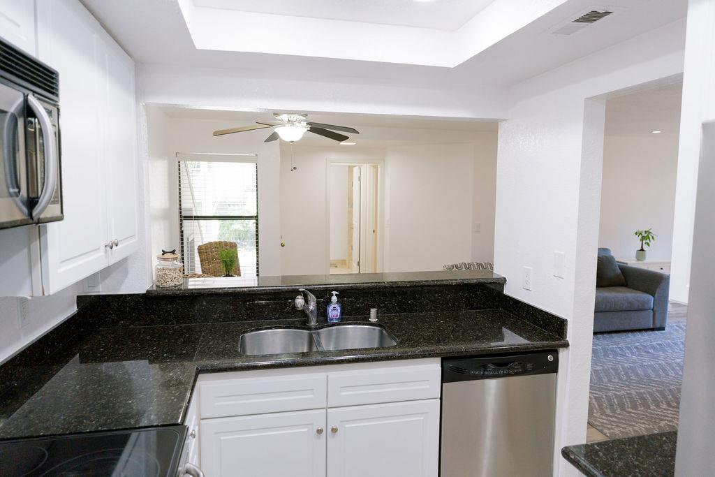 Detail Gallery Image 7 of 32 For 1751 Braddock Ct, San Jose,  CA 95125 - 2 Beds | 2 Baths